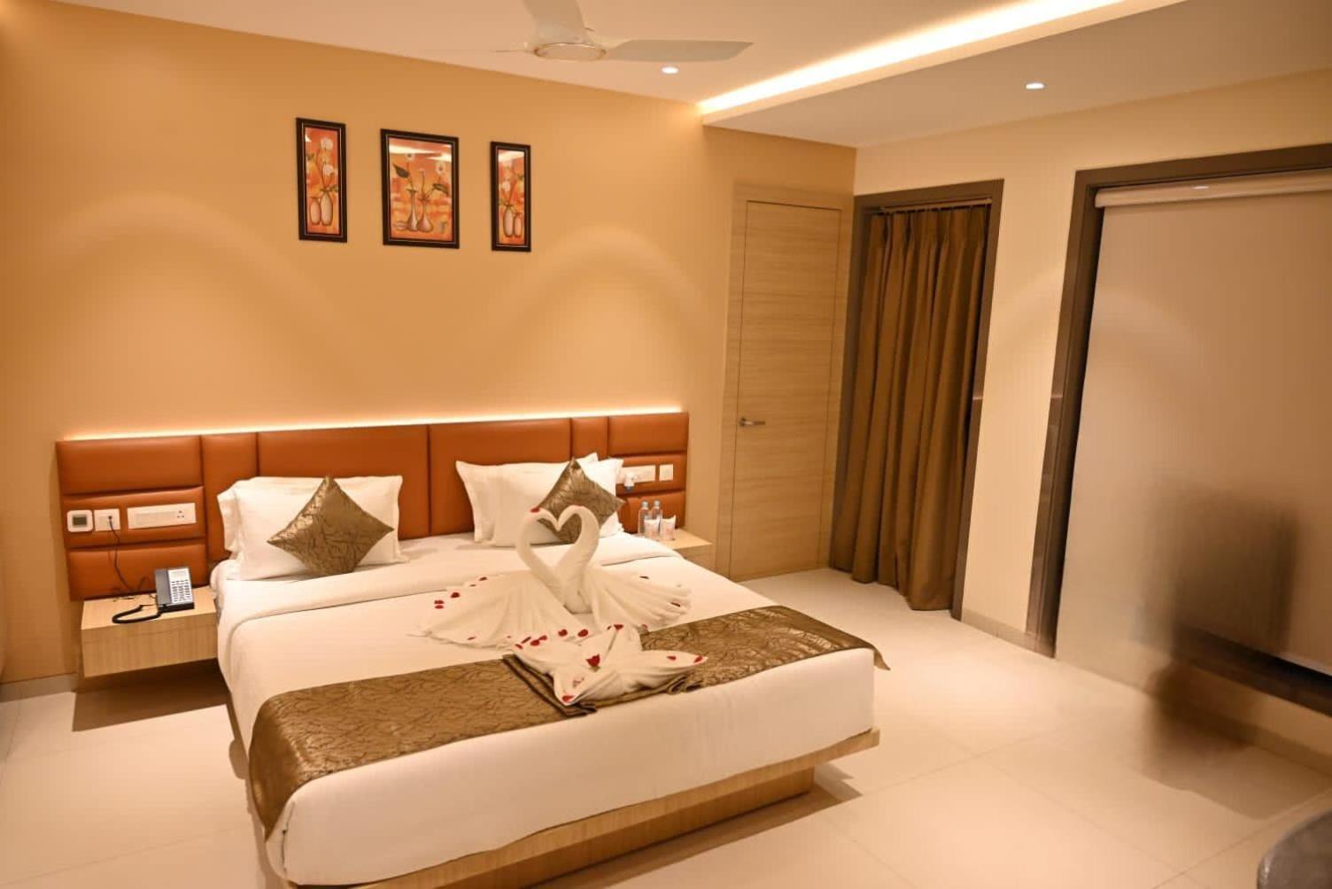 Hotel Ramida Plaza At Delhi Airport New Delhi Exterior foto
